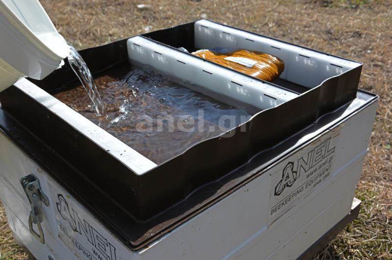 Alimentador Doble compartimento de techo ANEL®