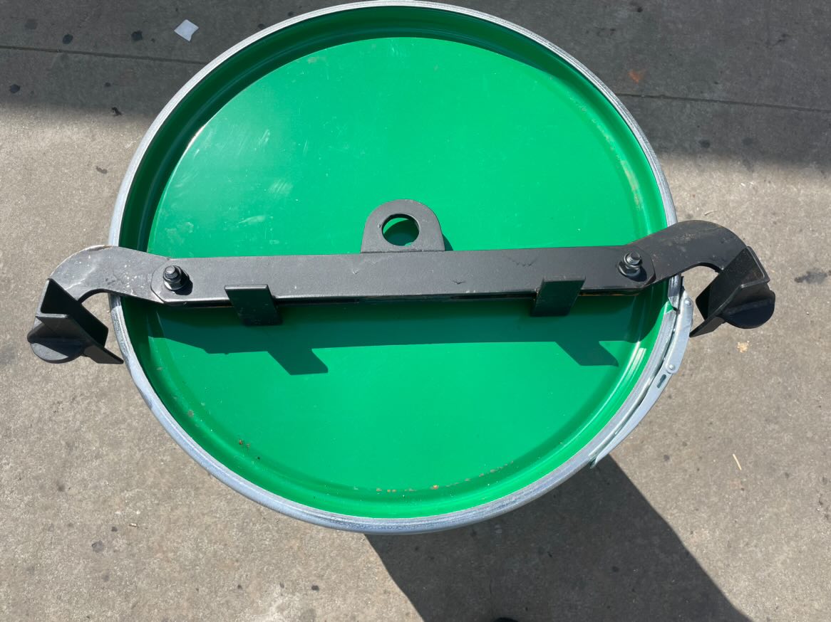 Hook for drums