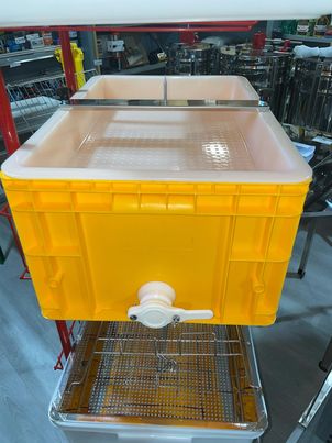 Uncapping Bucket Spike UP143