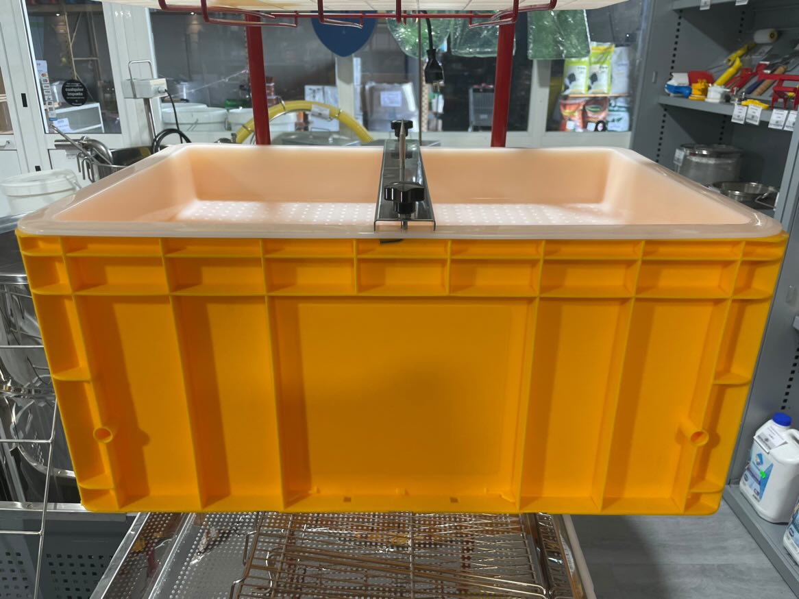 Uncapping Bucket Spike UP143