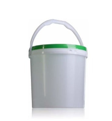 White plastic bucket 17 liters