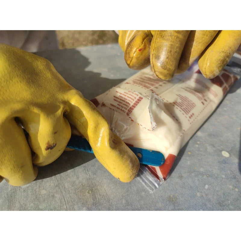 Apipaste pallet with vitamins 1050kg (1kg bag)