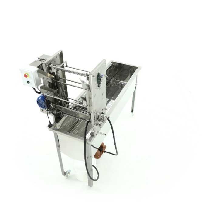 Automatic uncapping machine with blades heated by steam generator MINIMA