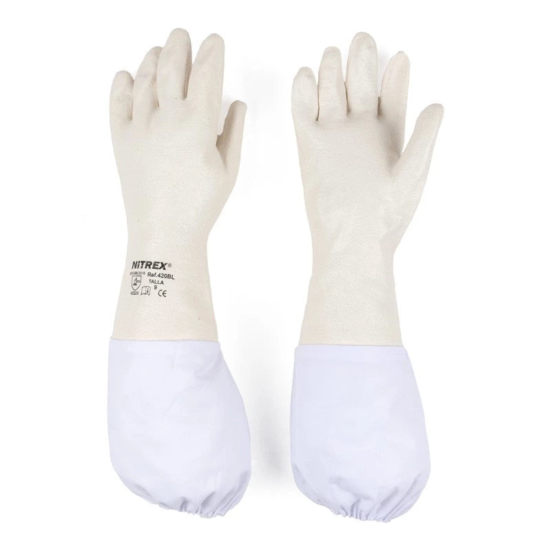 Nitrile gloves with cuff