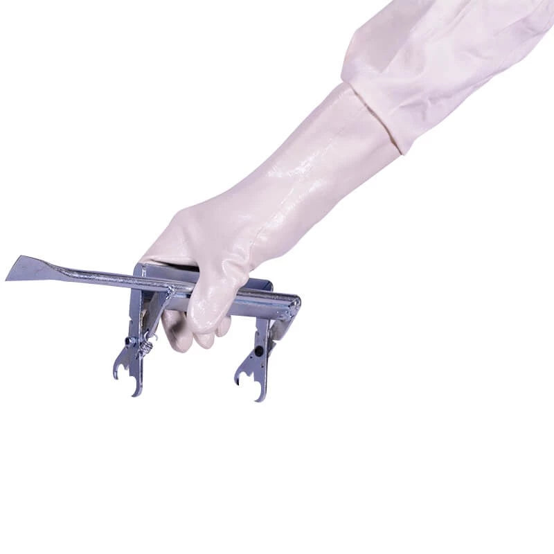 Nitrile gloves with cuff