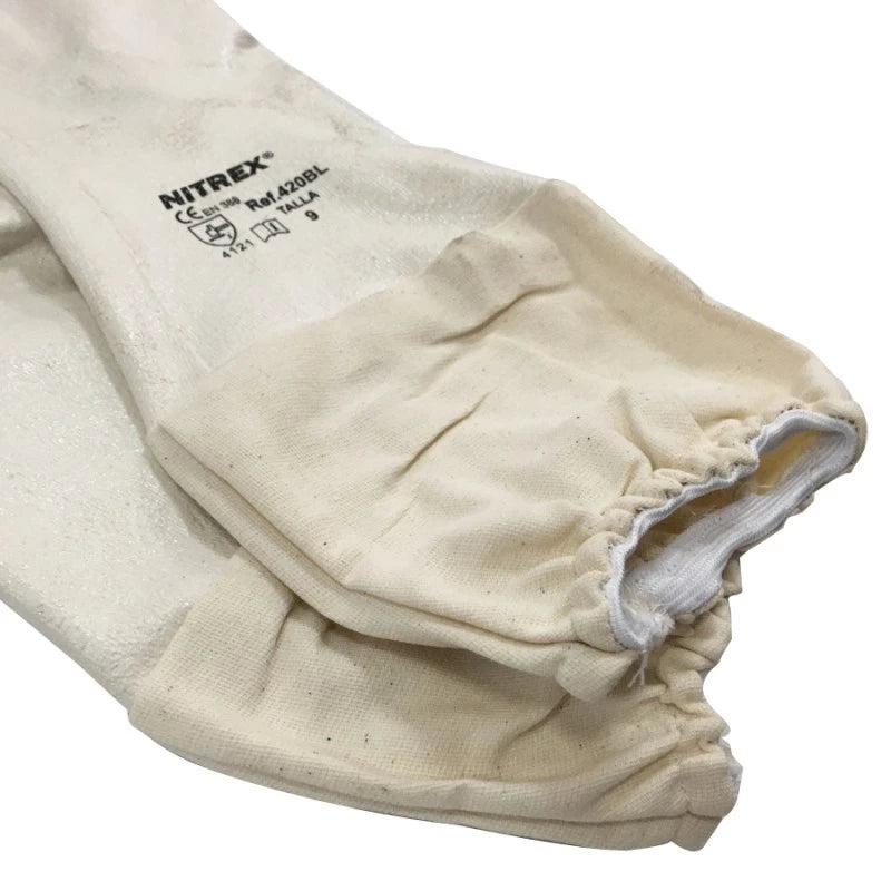 Nitrile gloves with cuff